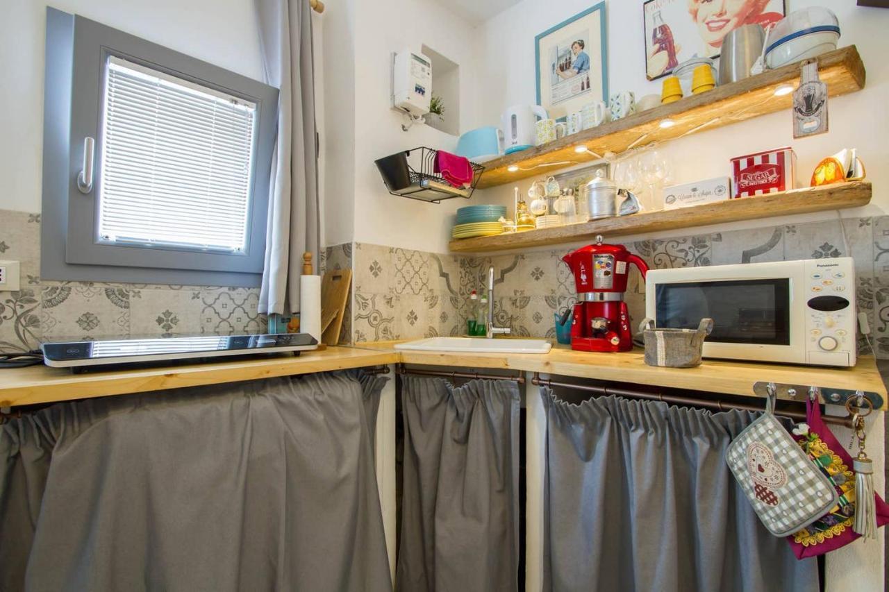 הוילה אוסטוני A Casa Di Rosy מראה חיצוני תמונה